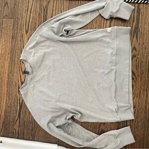 Women’s Vuori Light Gray Crewneck Sweatshirt